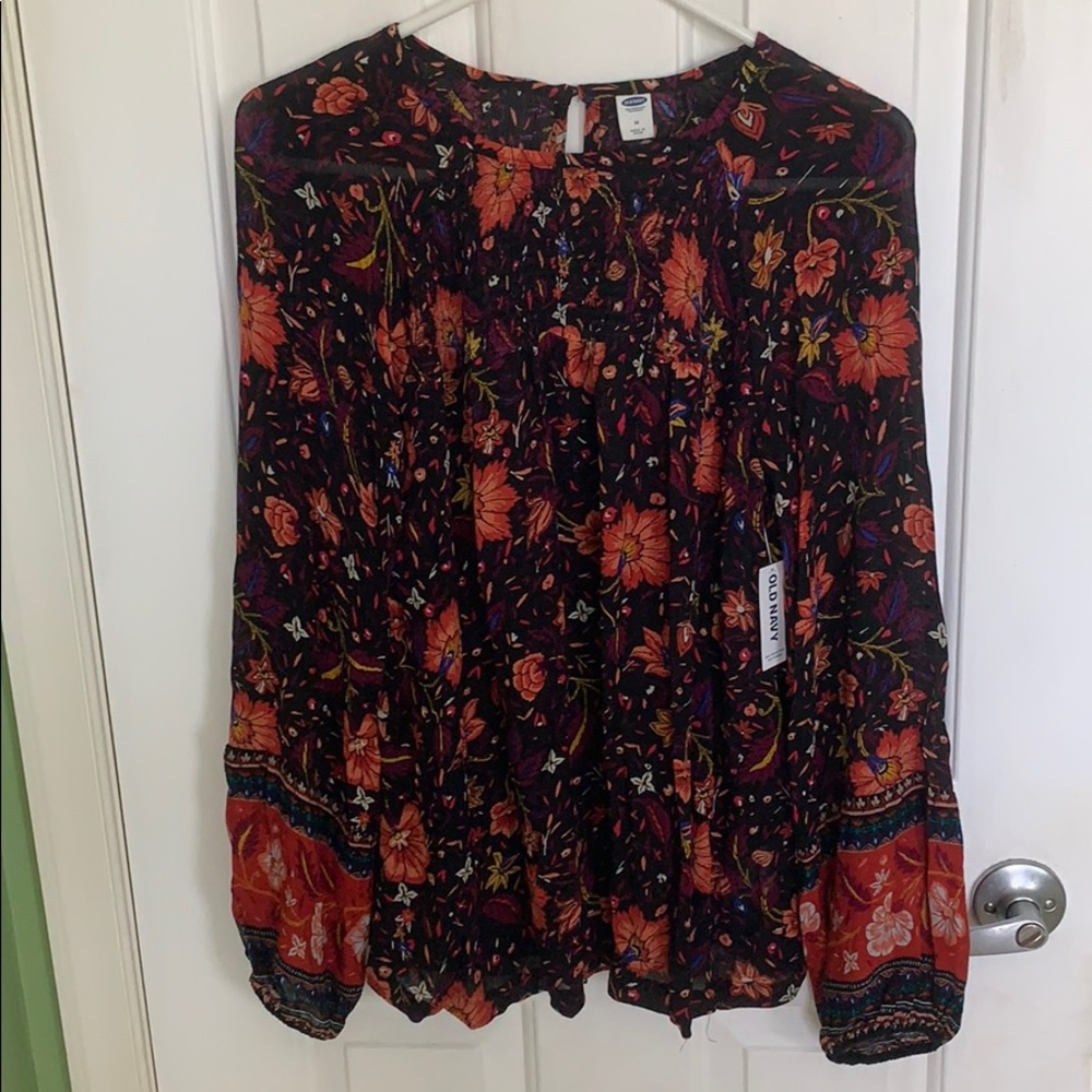 Long sleeve flowery blouse from Old Navy size M